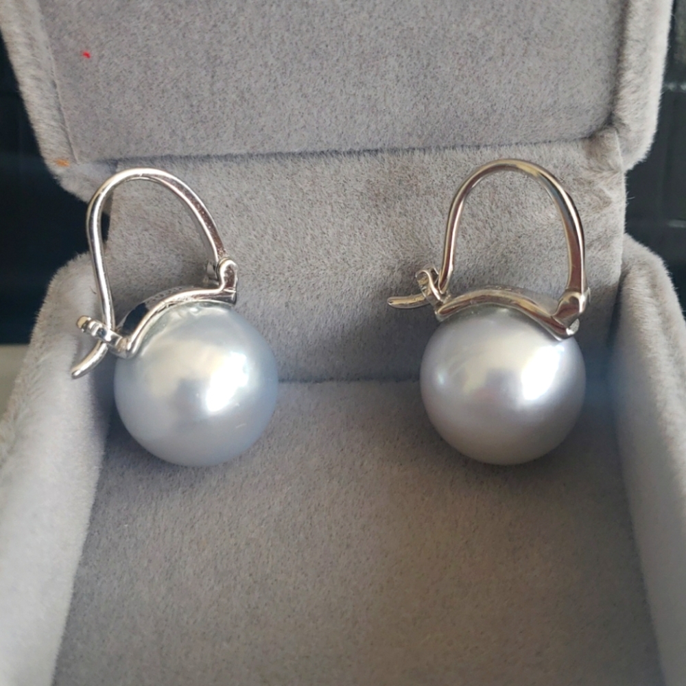 COPY - Rare huge South Seas Pearl earrings